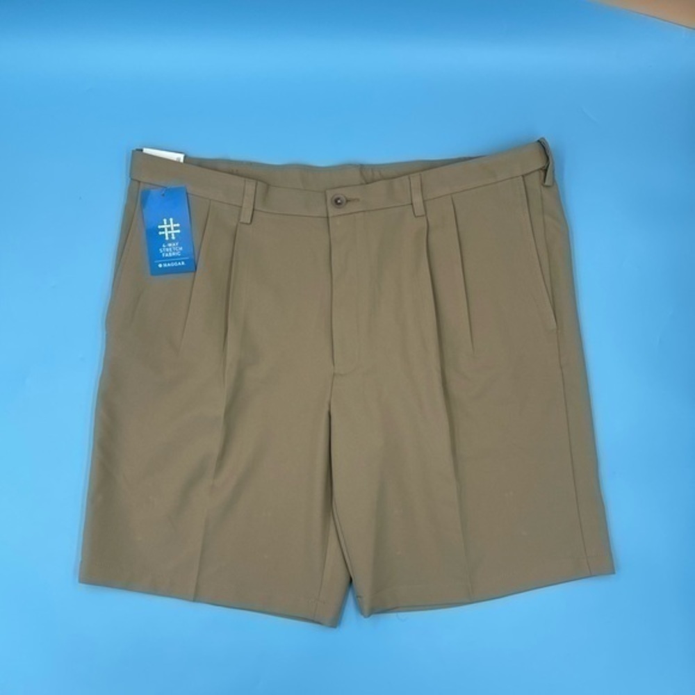 NWT - HAGGAR  4-Way Stretch Fabric Chino Khaki Shorts - Picture 2 of 2